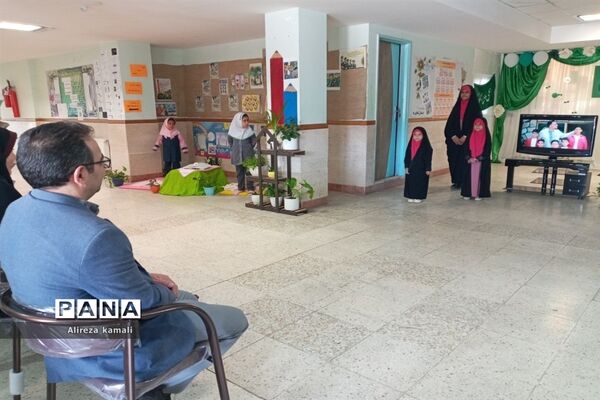 بازدید مسئولان حوزه  آموزش ابتدایی وزارت آموزش و پرورش از دبستان شقایق‌ها صفادشت