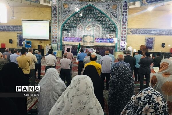 نماز عید قربان در مصلی صاحب‌الزمان شهرستان بهارستان