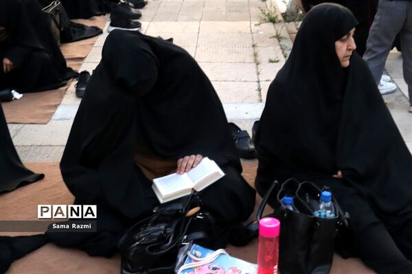 مراسم دعای روز عرفه در تبریز
