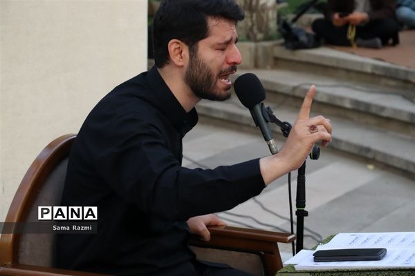 مراسم دعای روز عرفه در تبریز