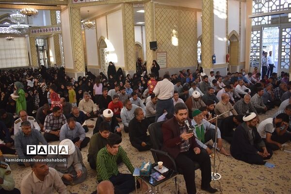 طنین‌انداز شدن دعای عرفه در بهاباد