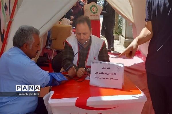 برپایی ایستگاه‌سلامت توسط جمعیت هلال‌احمر قرچک در روستای ولی‌آباد