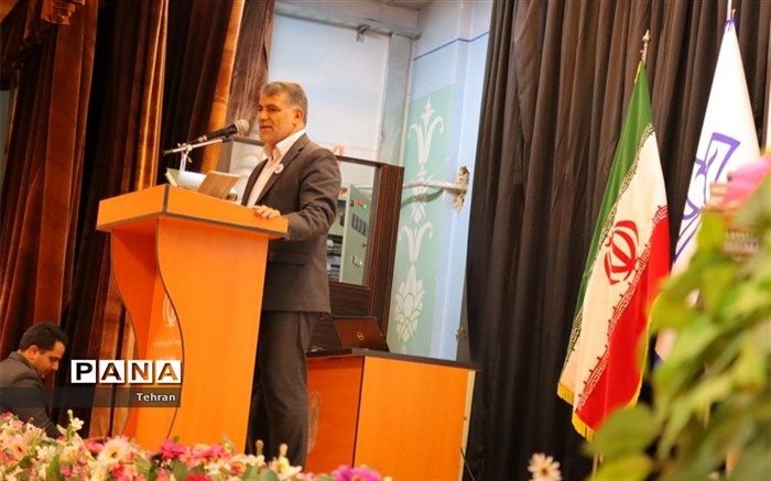 طرح «اندیشه رضوی، کاغذهای ماندگار» گامی موثر برای مشارکت در امور خیر است