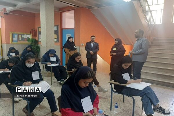 برگزاری آزمون ورودی  مدارس نمونه‌دولتی  در مدرسه یادگار امام ملارد