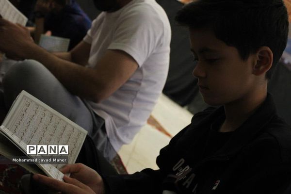 مراسم دعای ندبه در  یادمان شهدای گمنام بوستان حضرت ولیعصر(عج) شهرستان قدس