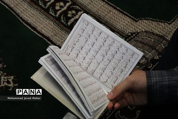 مراسم دعای ندبه در  یادمان شهدای گمنام بوستان حضرت ولیعصر(عج) شهرستان قدس