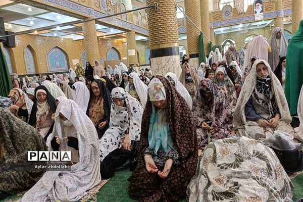برگزاری نماز جمعه در مصلی شهرستان‌ قرچک