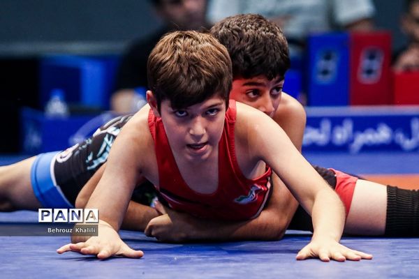 اولین جشنواره کشتی آزاد خردسالان جام پهلوانک‌ها