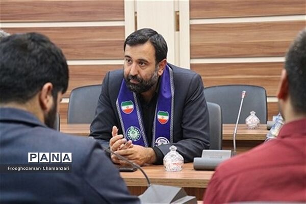 نشست هم‌اندیشی سازمان دانش‌آموزی خراسان‌رضوی و استان فارس