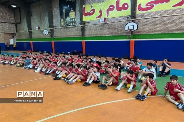 بازدید میدانی علیرضا غیوری از پایگاه تابستانه منطقه ۸