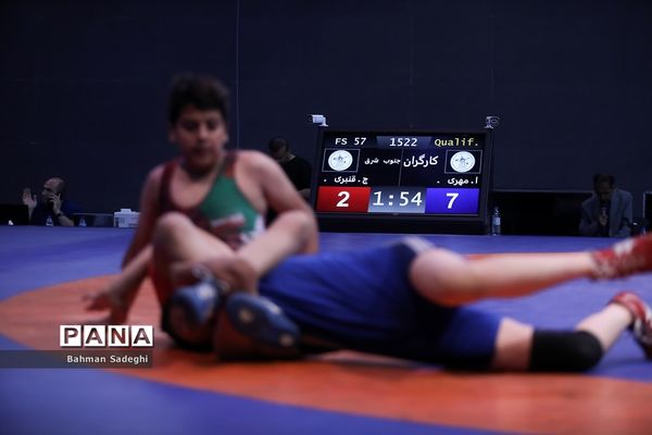 روز پایانی اولین جشنواره کشتی آزاد خردسالان جام پهلوانک‌ها