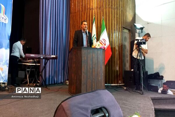 مراسم تجلیل از برگزیدگان چهل‌و‌یکمین دوره از مسابقات قرآن، عترت و نماز و فرهنگی هنری