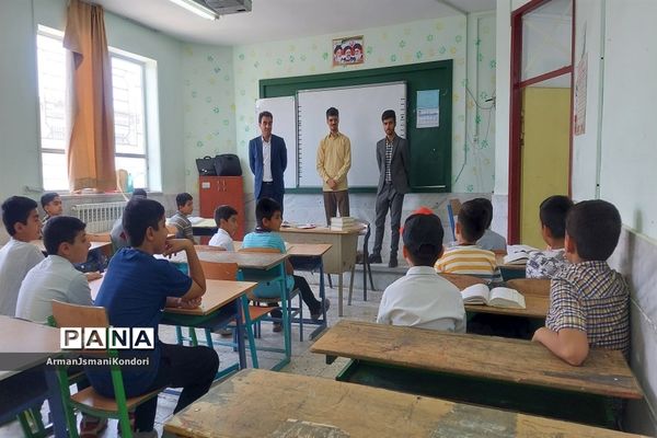 بازدید معاونت پرورشی و تربیت‌بدنی آموزش و پرورش خلیل‌آباد از کلاس‌های اوقات فراغت