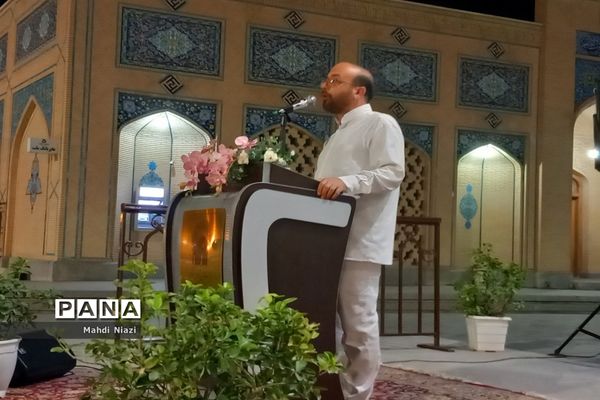 محفل ادبی مژده رحمت در آرامگاه شهید‌مدرس کاشمر