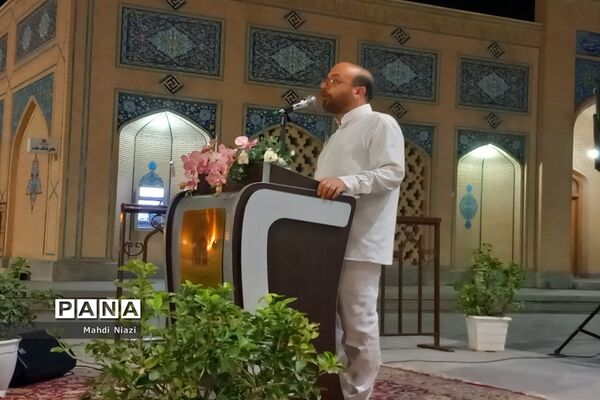 محفل ادبی مژده رحمت در آرامگاه شهید‌مدرس کاشمر