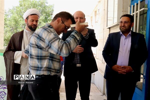 دومین کاروان اردوی زیارتی مشهد مقدس برای دانش‌آموزان و فرهنگیان آذربایجان شرقی