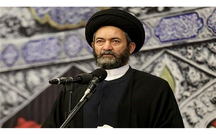 جامعه ما تشنه پیام نهضت حسینی است