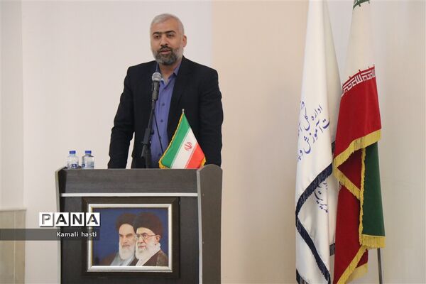 برگزاری مراسم تکریم و تودیع و معارفه مدیر آموزش و پرورش شهرستان اردکان