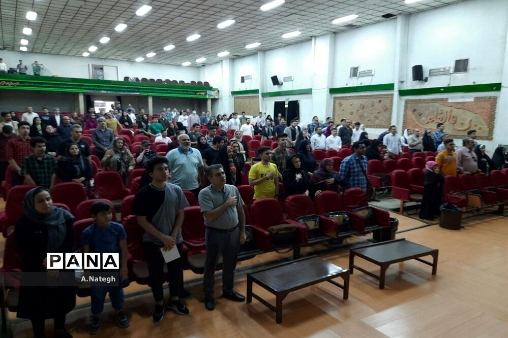 جشن فارغ‌التحصیلی پایه دوازدهم مدرسه ۱۷ شهریور