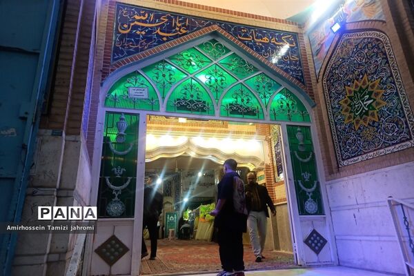 اجرای طرح مسجدمحوری همراه با میز خدمت معاونان اداره آموزش و پرورش ناحیه 3 در مسجد‌الرضا