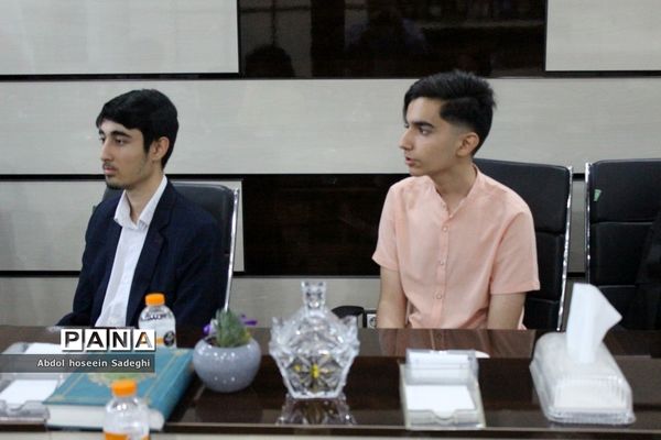 تجلیل از دانش‌آموزان بوشهری را‌یافته به مرحله نهایی المپیاد علمی