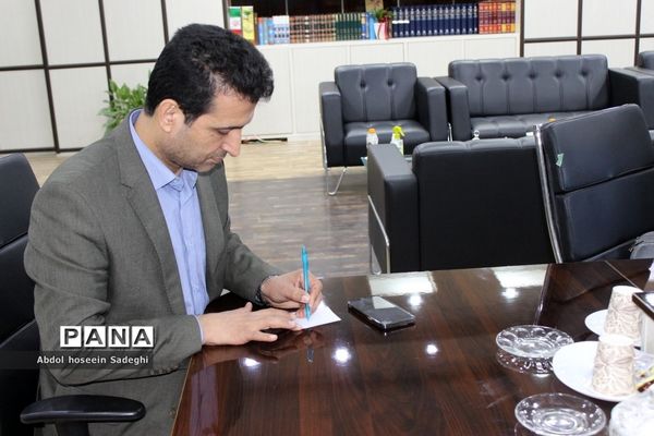 تجلیل از دانش‌آموزان بوشهری را‌یافته به مرحله نهایی المپیاد علمی