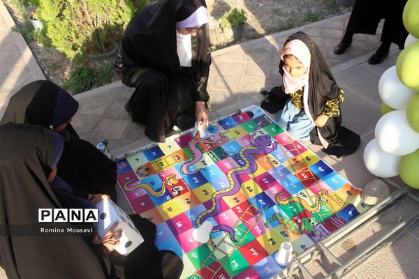 محفل شعر «سایه بوتراب»