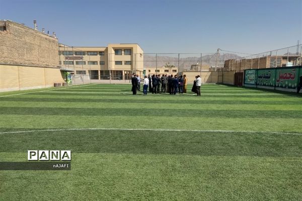 افتتاح دو زمین چمن مصنوعی در آموزش و پرورش شهرستان خمینی‌شهر
