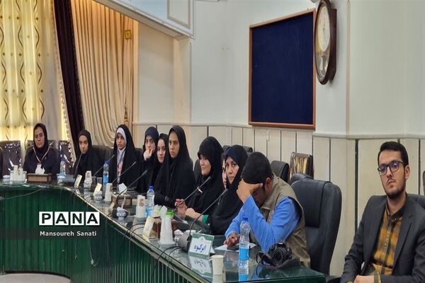 برگزاری دومین نشست مجلس دانش‌آموزی دختران استان یزد