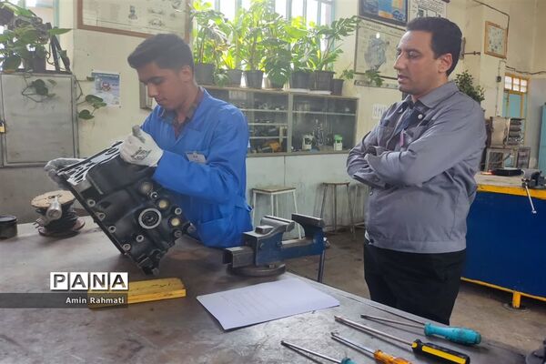 برگزاری مسابقات علمی مهارتی هنرستان‌های استان فارس