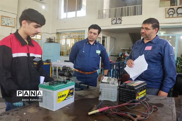 برگزاری مسابقات علمی مهارتی هنرستان‌های استان فارس