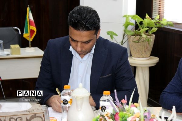 جلسه هماهنگی مربیان، سرپرستان و داوران اعزامی به مسابقات ورزشی کشور در بوشهر