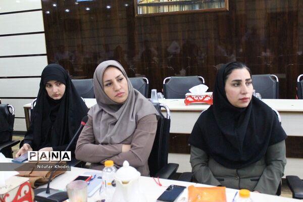 جلسه هماهنگی مربیان، سرپرستان و داوران اعزامی به مسابقات ورزشی کشور در بوشهر