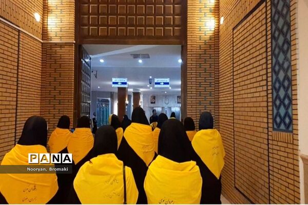 بازدید دانش‌آموزان زیارت اولی از موزه رضوی حرم امام رضا (ع)