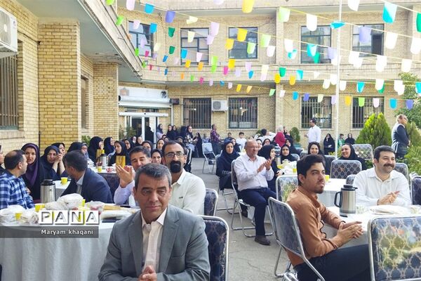 جشن عید غدیر در اداره آموزش و پرورش ناحیه سه شیراز