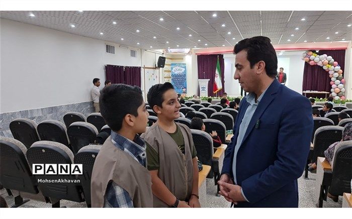 دانش‌آموزان حداقل یک مهارت را در تابستان بیاموزند