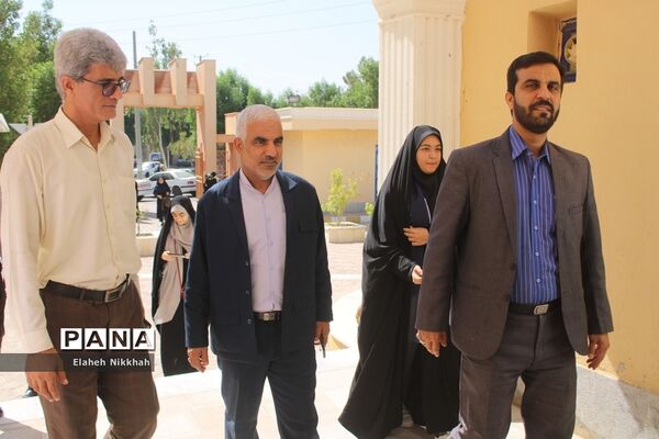همایش  منتخبین دومین دوره طرح دانش‌آموز تراز انقلاب اسلامی  در بوشهر