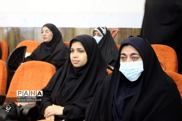 همایش  منتخبین دومین دوره طرح دانش‌آموز تراز انقلاب اسلامی  در بوشهر