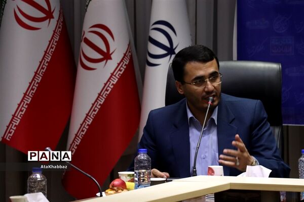 مراسم تکریم و معارفه مسئول انجمن  اسلامی دانش‌آموزان آذربایجان شرقی
