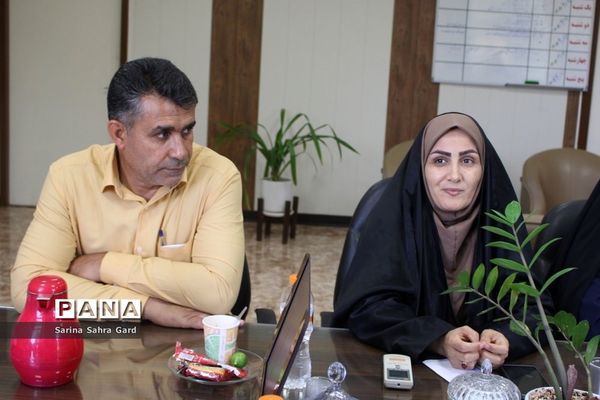 جلسه هم اندیشی معاونان پرورشی و تربیت‌بدنی شهرستان‌ها و مناطق آموزش و پرورش استان بوشهر