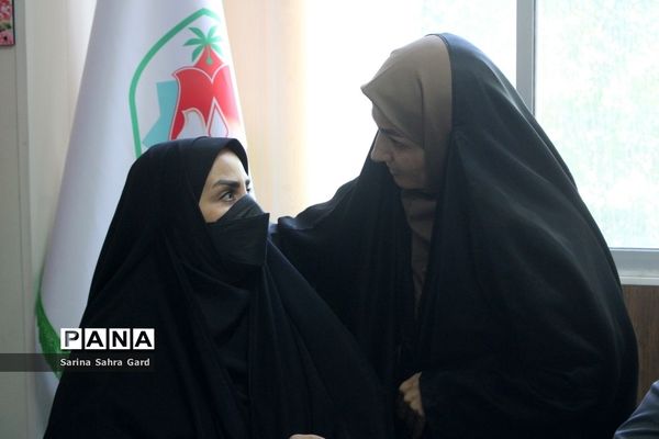 جلسه هم اندیشی معاونان پرورشی و تربیت‌بدنی شهرستان‌ها و مناطق آموزش و پرورش استان بوشهر