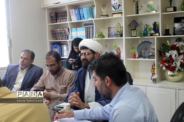 جلسه هم اندیشی معاونان پرورشی و تربیت‌بدنی شهرستان‌ها و مناطق آموزش و پرورش استان بوشهر