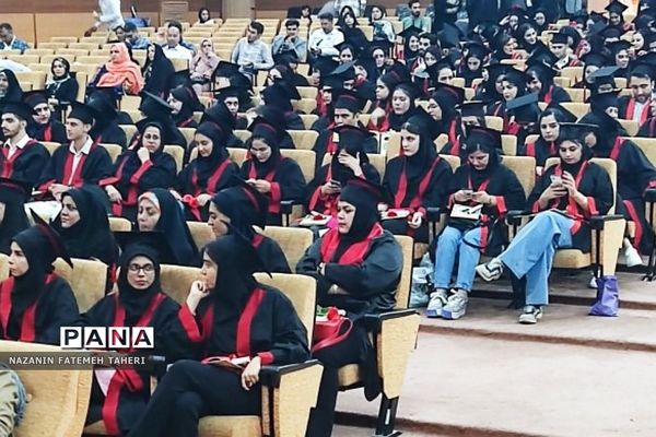 جشن دانش آموختگی دانشجویان دانشگاه پیام نور استان تهران به میزبانی فشافویه