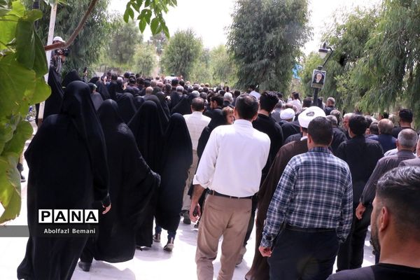 تشییع و خاکسپاری پیکر جانباز شهید «زنجانی» در قم