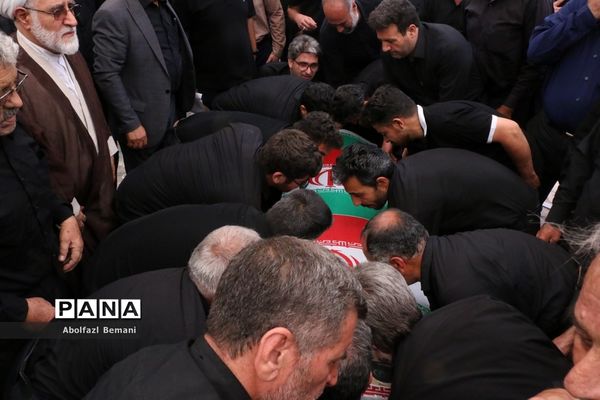 تشییع و خاکسپاری پیکر جانباز شهید «زنجانی» در قم