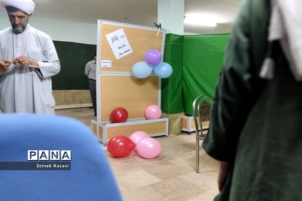 حضور تیم‌های ورزشی مدارس دخترانه سمپاد قم در مسابقات قطب 6 کشوری