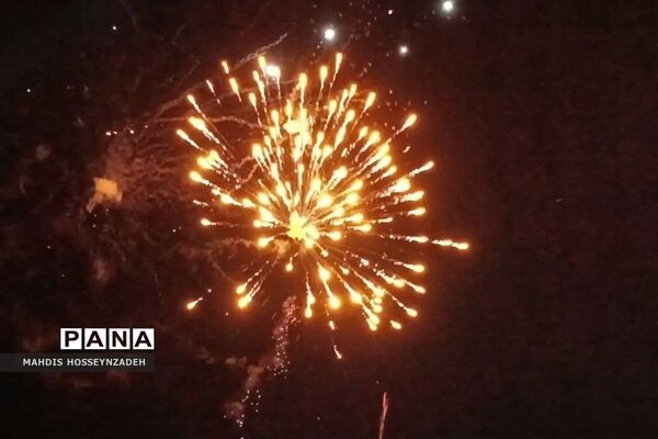 مراسم جشن خیابانی شب عید غدیر در مسجد امام حسن مجتبی(ع)