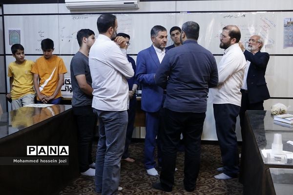 بازدید معاون استاندار قم از گروه‌های جهادی دانش‌آموزی