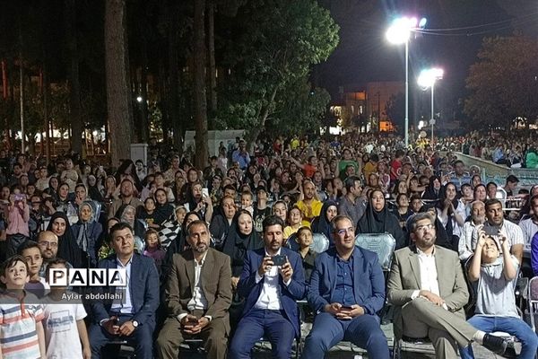 اختتامیه جشنواره تابستانی شهر در شهرستان‌قرچک