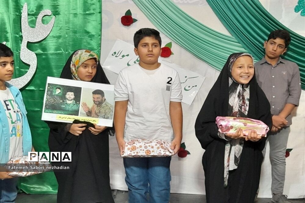 جشن تولد فرزندان شهدای شیراز با حضور پرشور مردم در گلزار شهدا